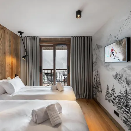 Le Yana - 4 Pieces Pour 8 Personnes 684 *