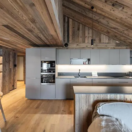 Le Yana - 4 Pieces Pour 8 Personnes 684 Les Allues